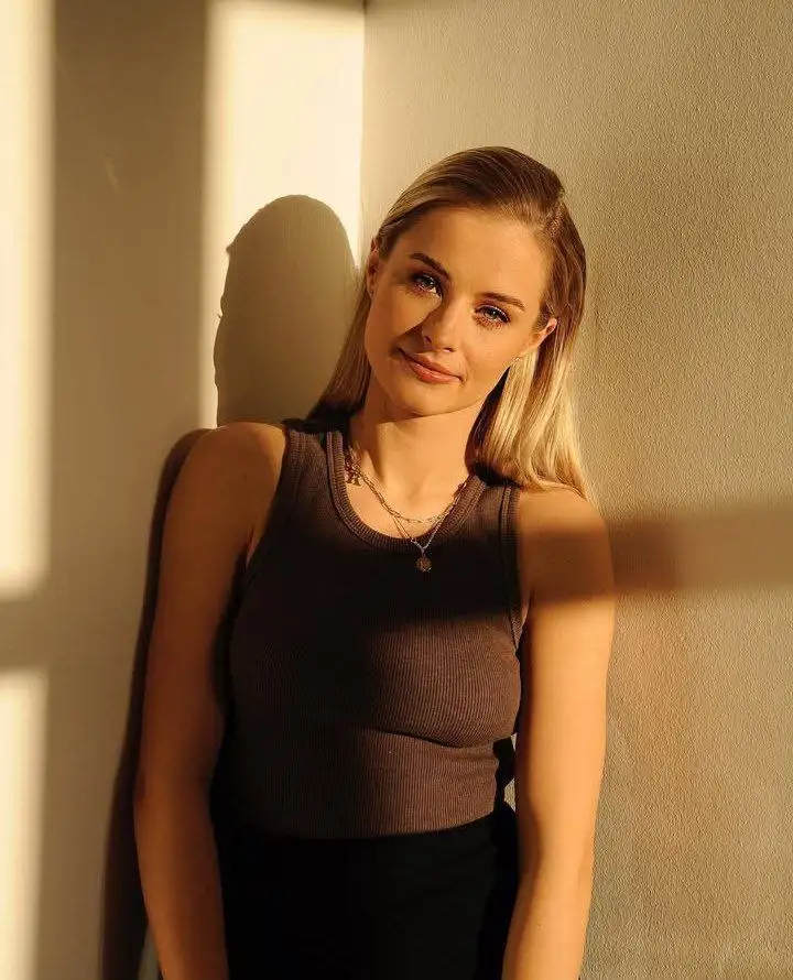 Investor Image Missing